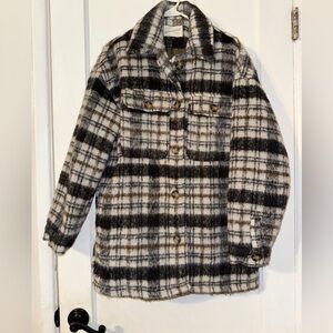 Universal thread jacket small